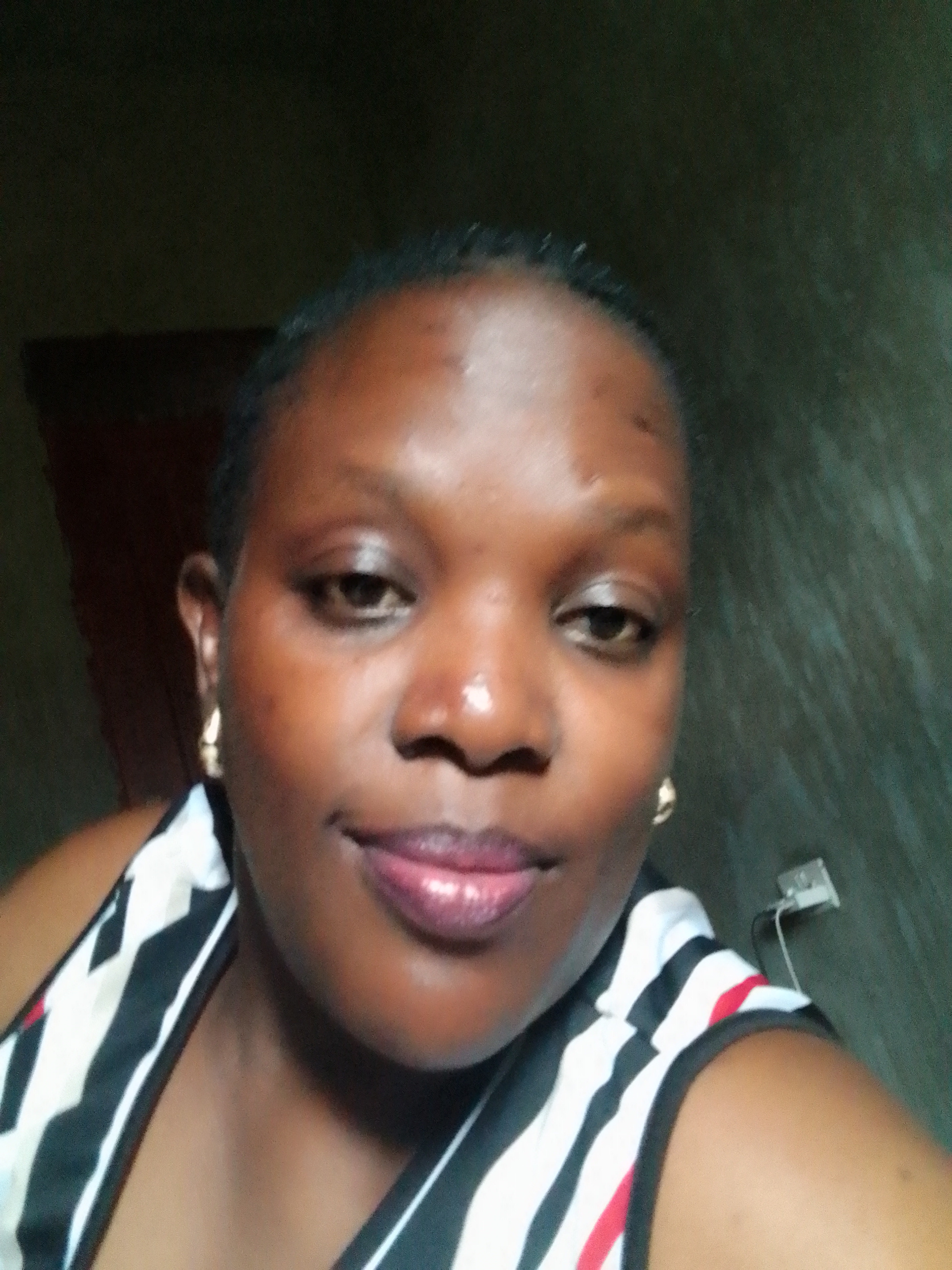 Profile picture of Mbabazi Phionah 